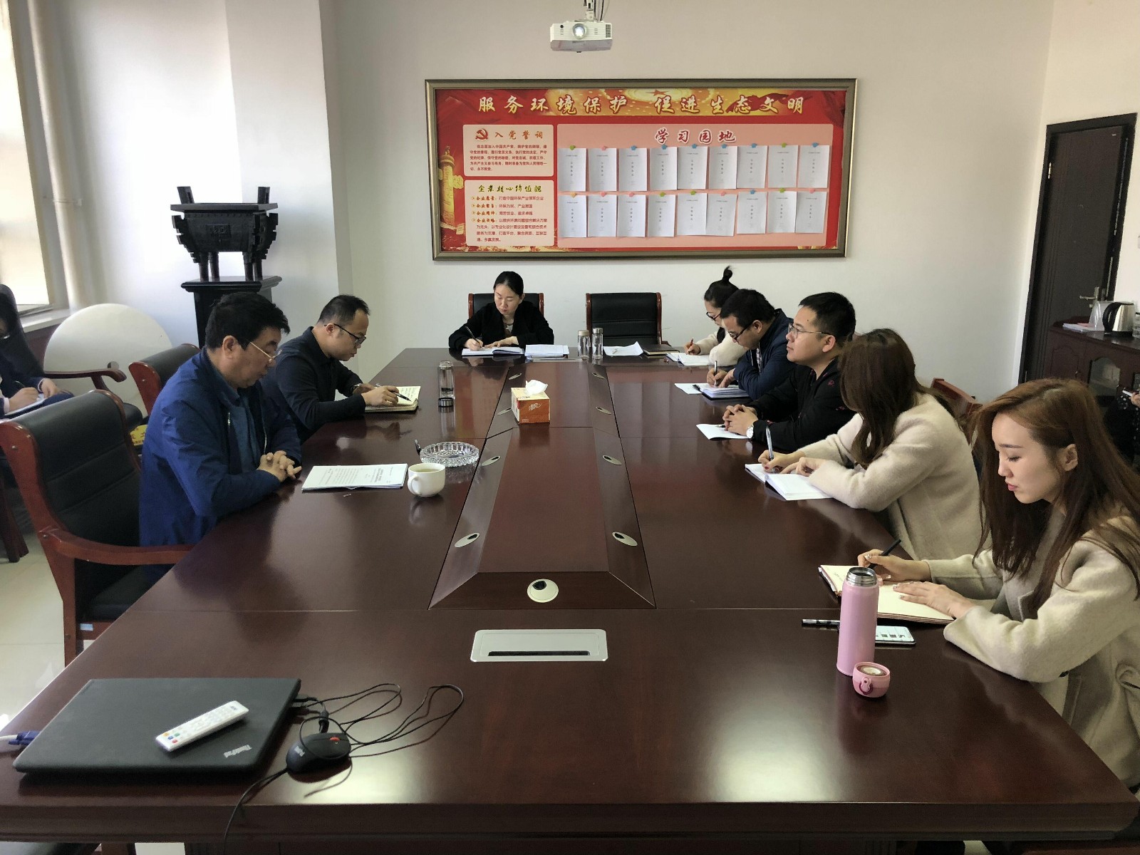 QQ圖片20180323111948 - 萬(wàn)能看圖王_愛(ài)奇藝.jpg