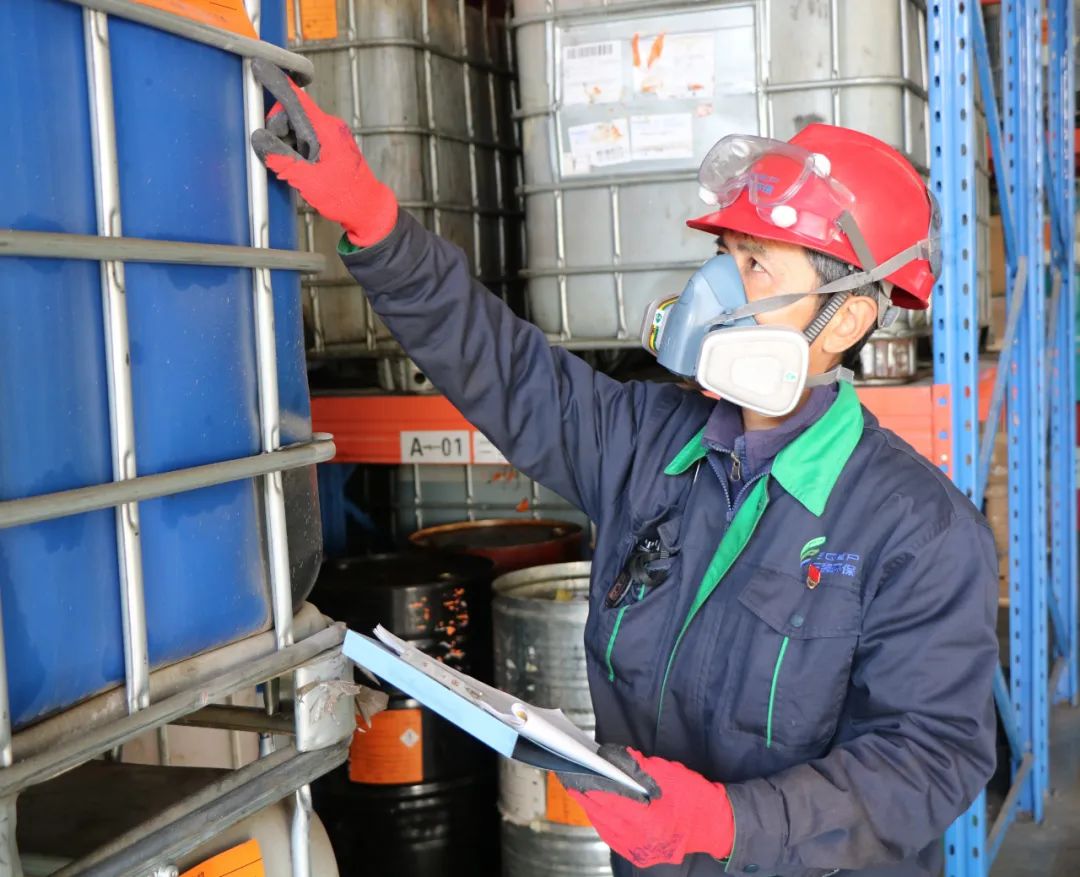 1703036329911517q8lk.jpg 640.jpg