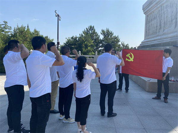 7.11（姚普）秦楓公司黨支部組織黨員赴照金陜甘邊革命根據(jù)地紀(jì)念館開展 “傳承紅色基因，重溫崢嶸歲月”主題黨日活動(dòng).jpg